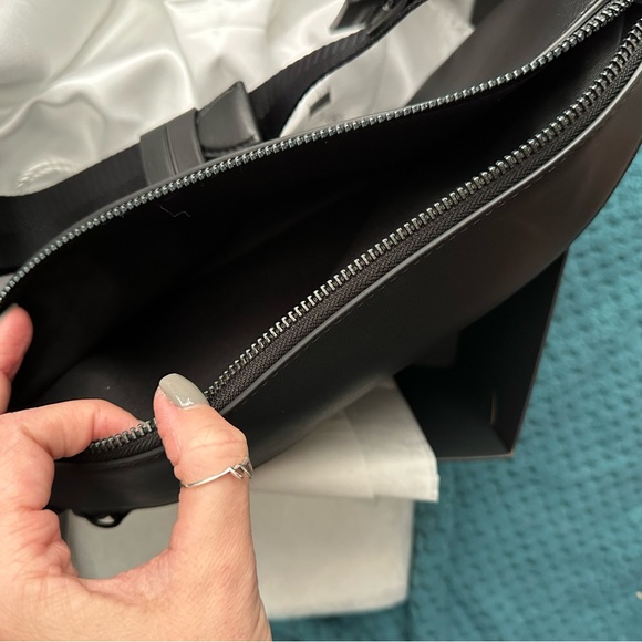 Coach Warren Belt Bag - Picture 4 of 5